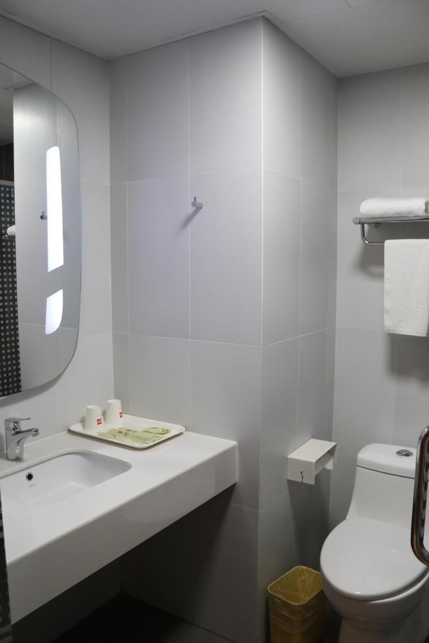 מלון Ibis Chengdu Sm Square מראה חיצוני תמונה